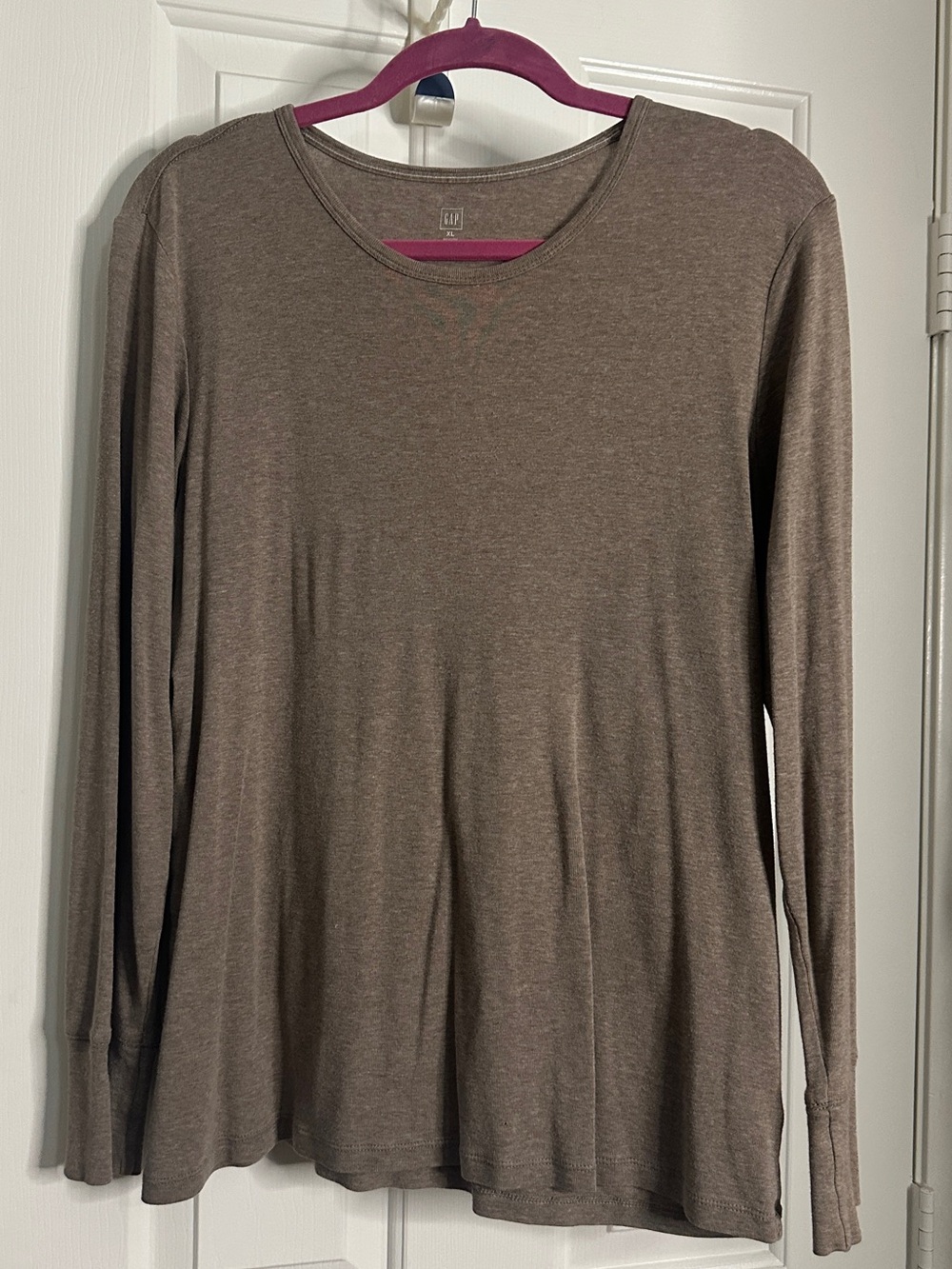 GAP Long Sleeve Crewneck Top in Taupe Brown